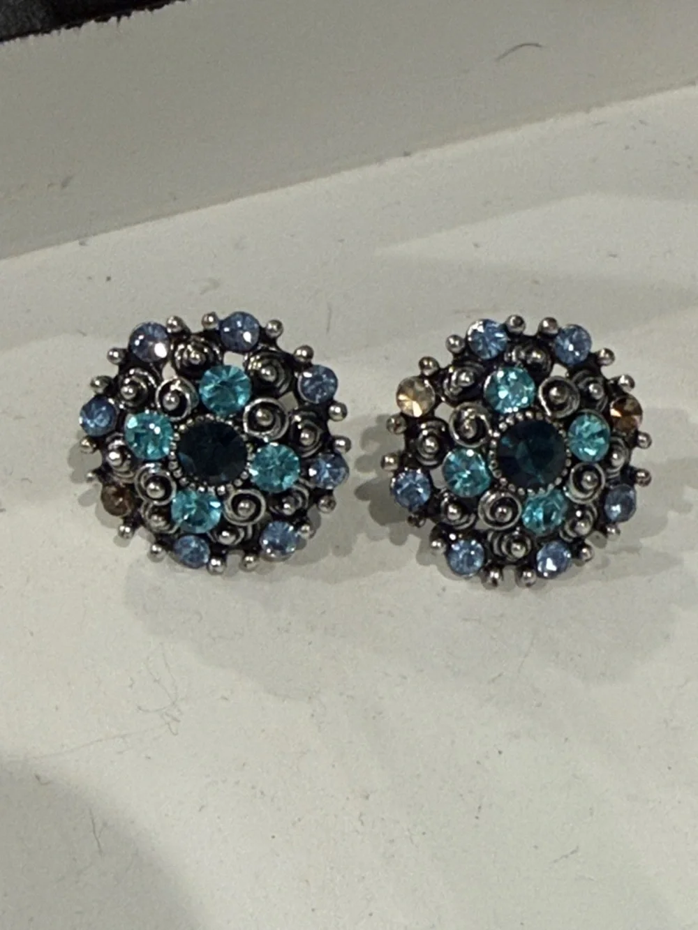 Vintage Blue Crystal Cluster Stud Earrings